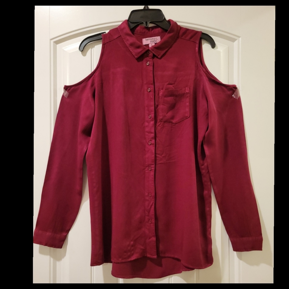 Cold shoulder maroon long sleeve top L